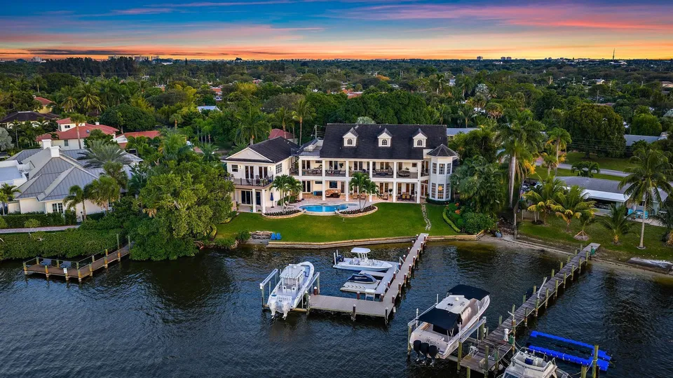 Jupiter waterfront residence