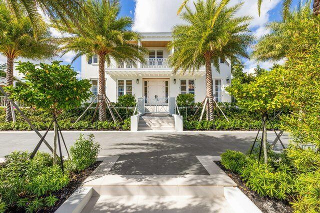 West Palm Beach waterfront home