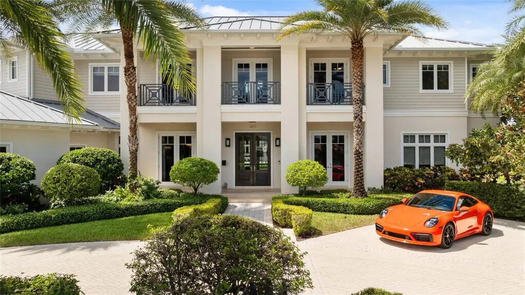 Lighthouse Point waterfront home