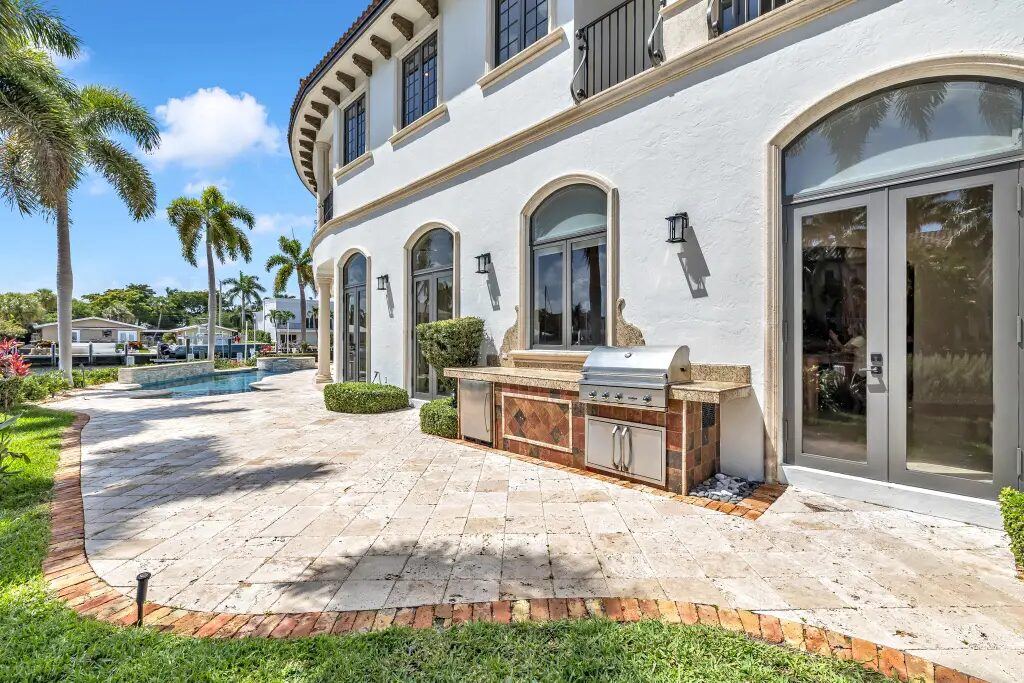 Lighthouse Point waterfront home