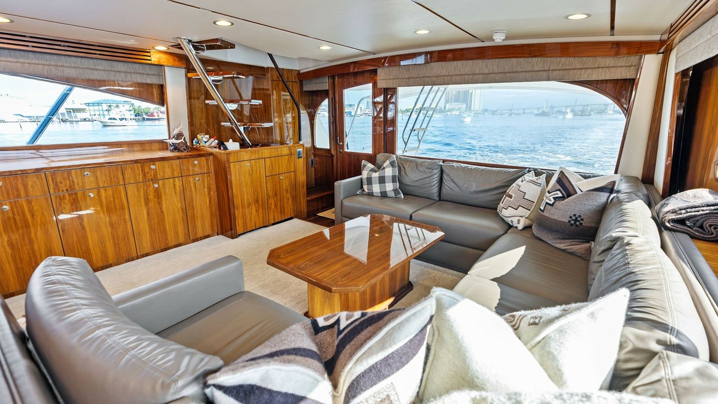 2017 Viking 80 Skybridge Aussie Rules - photo 7