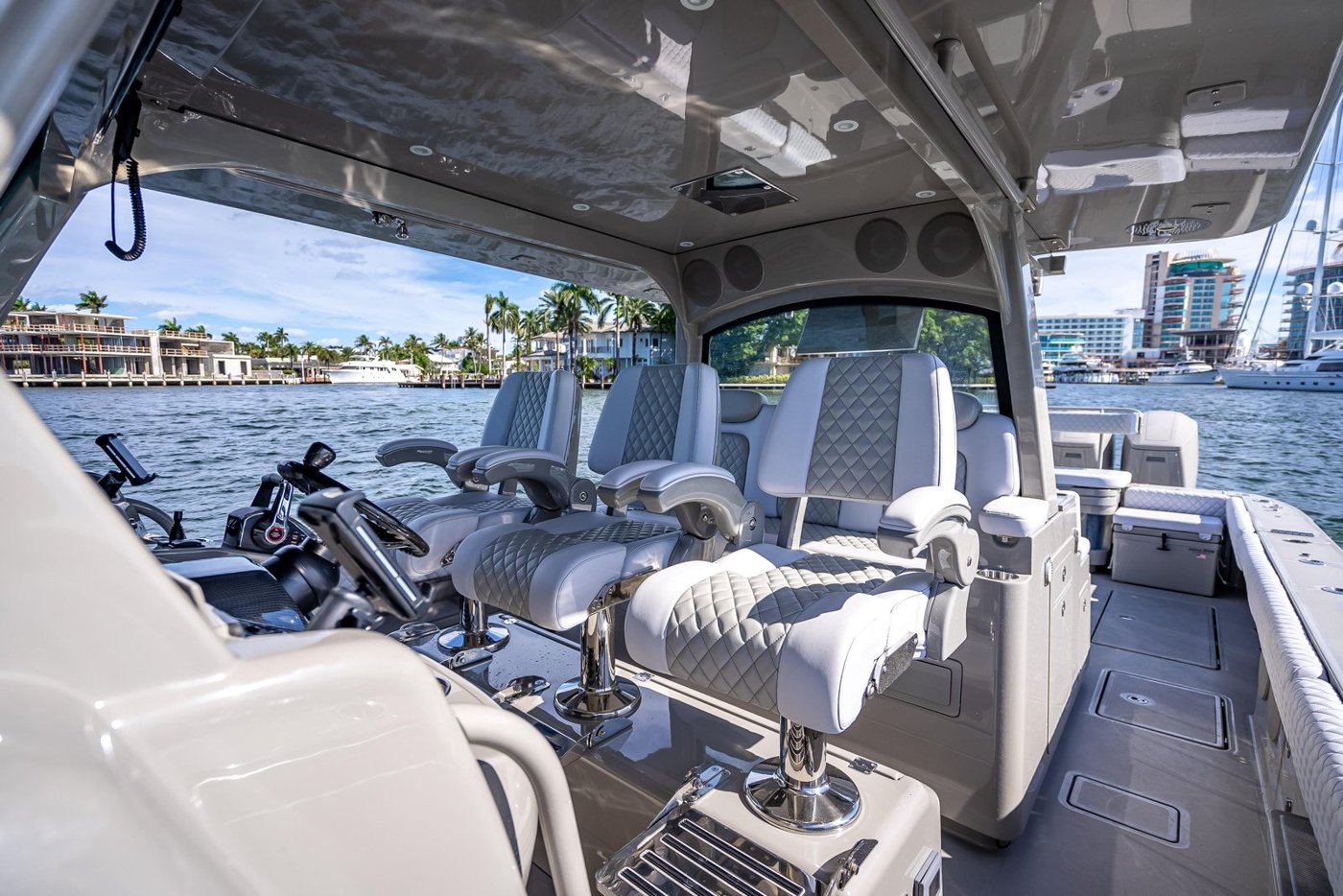 2024 HCB 53 Suenos RXV - photo 6