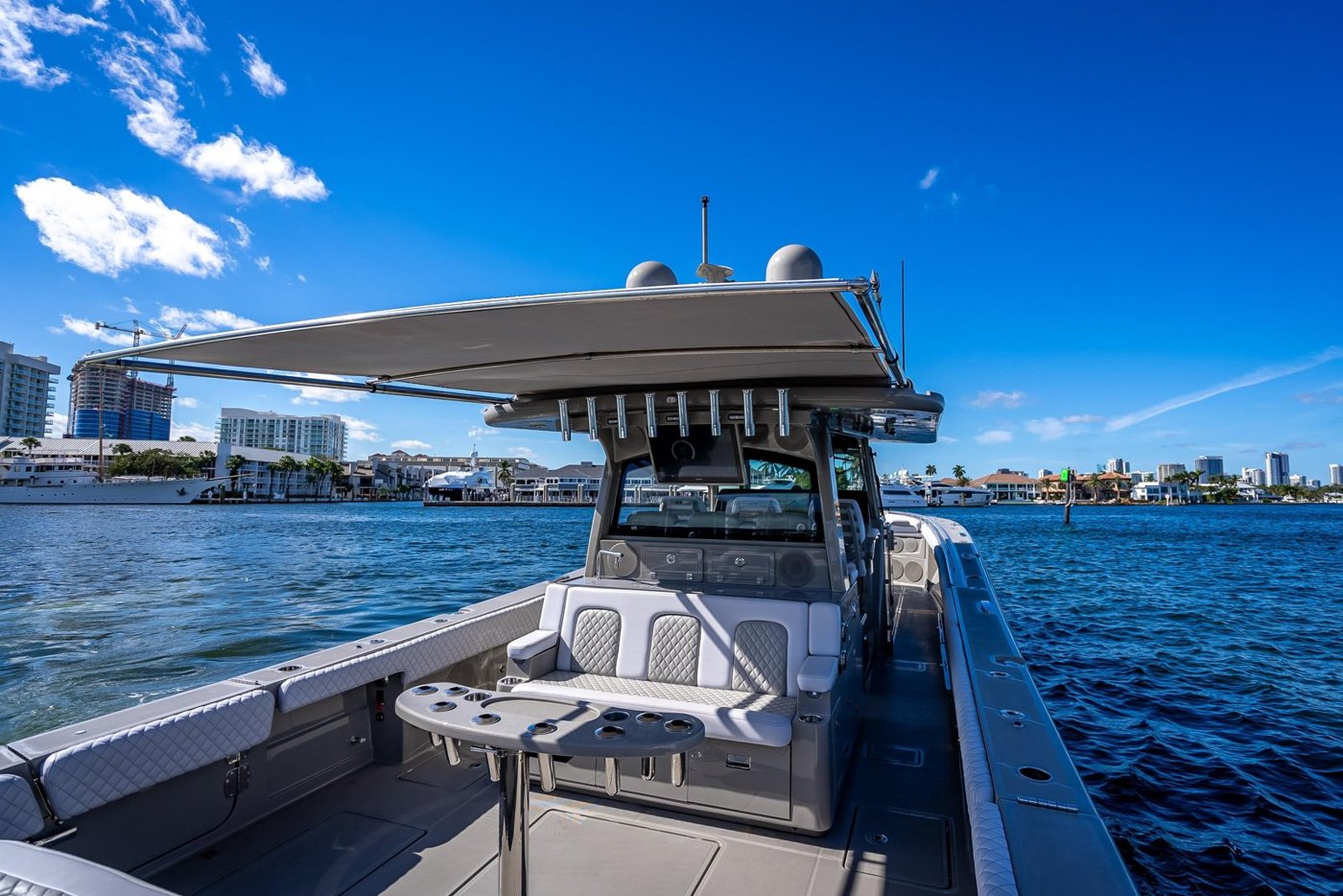 2024 HCB 53 Suenos RXV - photo 12