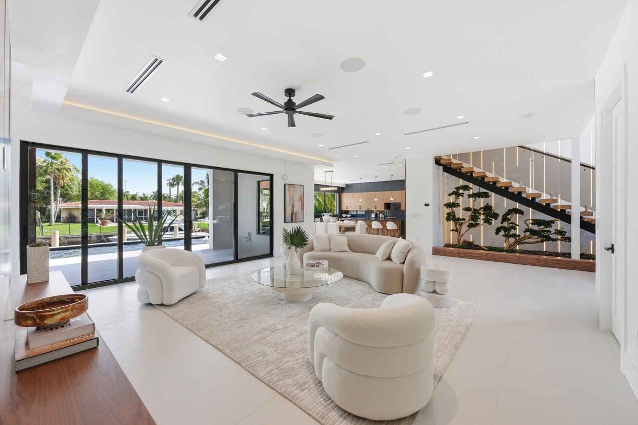 Lighthouse Point deep-water new construction residence - photo 3