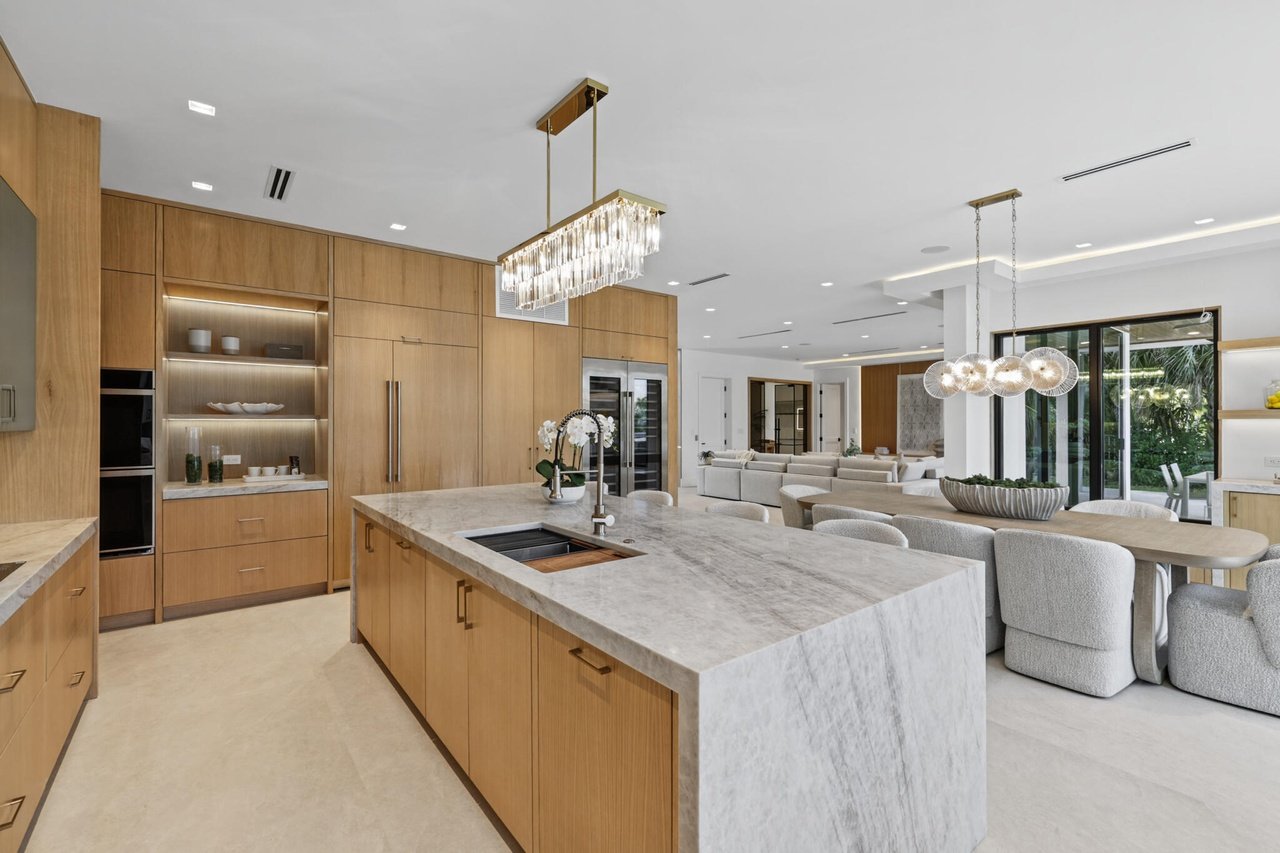 Lighthouse Point deep-water new construction residence - photo 5