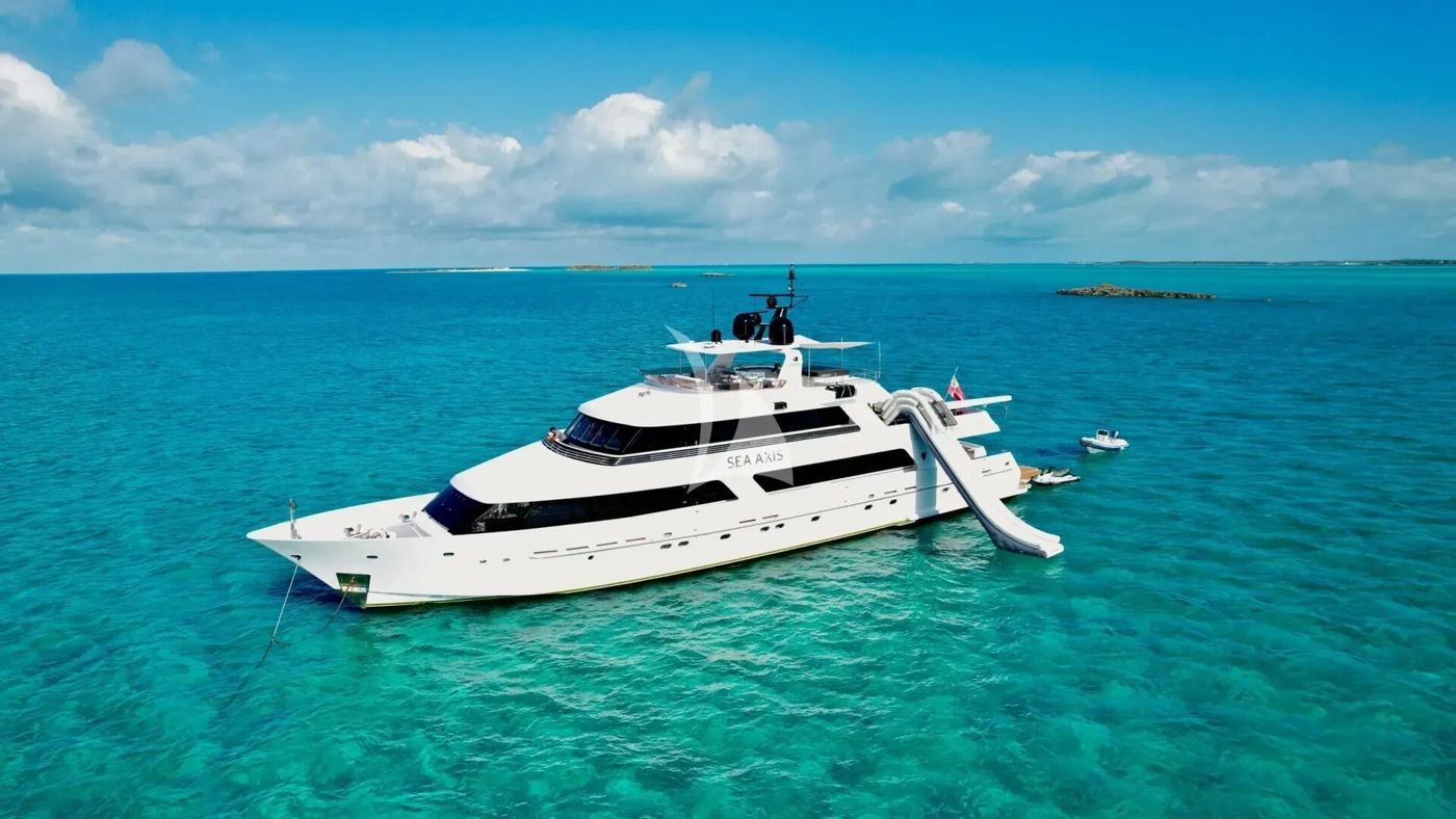 Heesen 125 Motor Yacht · Sea Axis