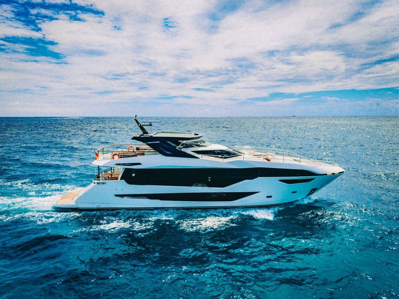 Sunseeker 100 Yacht · Pura Vida