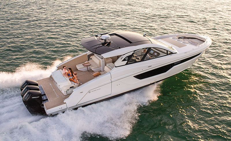 Cruisers Yachts 50 GLS